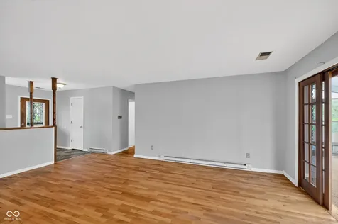 8516 Palm Court Indianapolis IN 46219