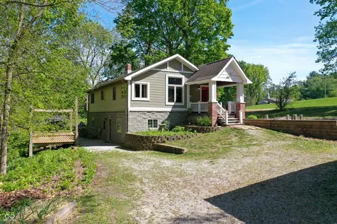 8465 Valley View Drive Martinsville IN 46151