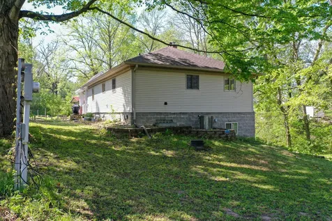 8465 Valley View Drive Martinsville IN 46151