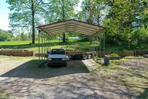 8465 Valley View Drive Martinsville IN 46151