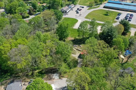 8465 Valley View Drive Martinsville IN 46151