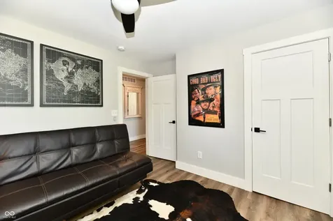 3832 Carrollton Avenue Indianapolis IN 46205