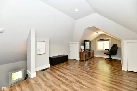 3832 Carrollton Avenue Indianapolis IN 46205