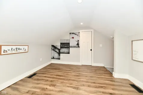 3832 Carrollton Avenue Indianapolis IN 46205