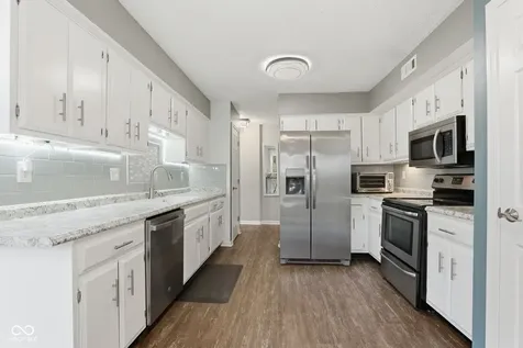 11610 Buttonwood Drive Carmel IN 46033