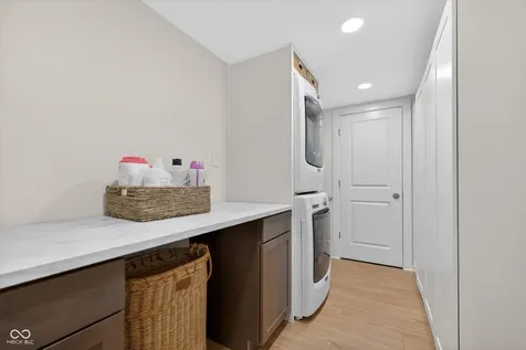 6047 N Meridian Street Indianapolis IN 46208