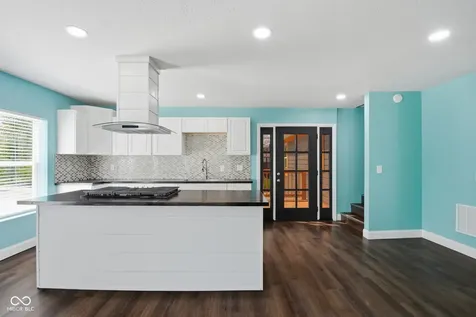 3702 Manor Court Indianapolis IN 46218