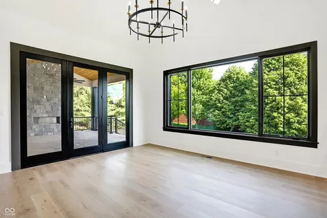 15876 Oak Park Westfield IN 46074