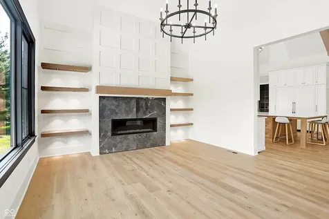 15876 Oak Park Westfield IN 46074