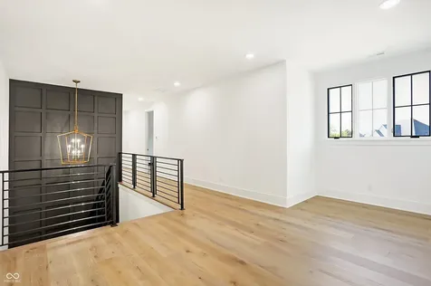 15876 Oak Park Westfield IN 46074