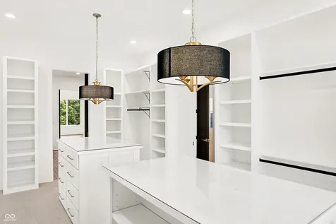 15876 Oak Park Westfield IN 46074