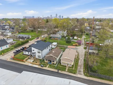 916 E Beecher Street Indianapolis IN 46203