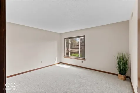 109 Knoll Court Noblesville IN 46062