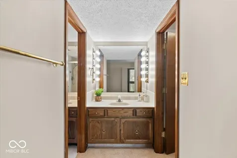 109 Knoll Court Noblesville IN 46062