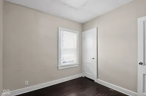 424 Harvard Place Indianapolis IN 46208