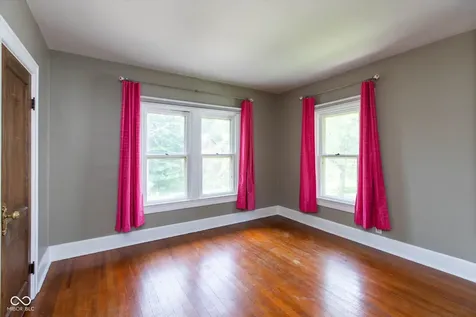 5452 University Avenue Indianapolis IN 46219