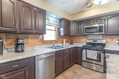 3478 S 575 E Whitestown IN 46075