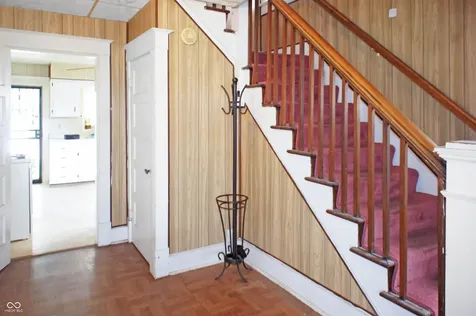 802 W 42nd Street Indianapolis IN 46208