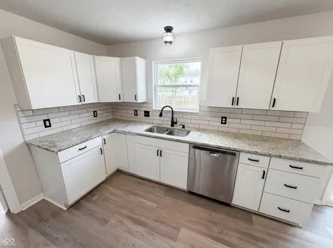 8911 Alto Way Indianapolis IN 46231