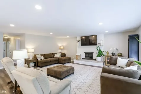 4625 Berkshire Lane Indianapolis IN 46226