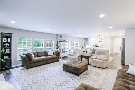 4625 Berkshire Lane Indianapolis IN 46226