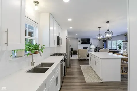 4625 Berkshire Lane Indianapolis IN 46226