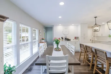 4625 Berkshire Lane Indianapolis IN 46226