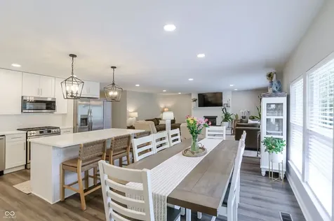4625 Berkshire Lane Indianapolis IN 46226