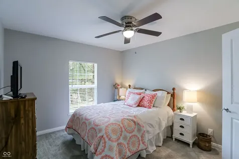 4625 Berkshire Lane Indianapolis IN 46226