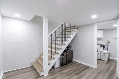 4625 Berkshire Lane Indianapolis IN 46226