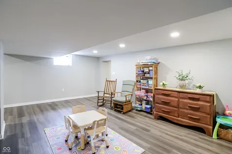 4625 Berkshire Lane Indianapolis IN 46226