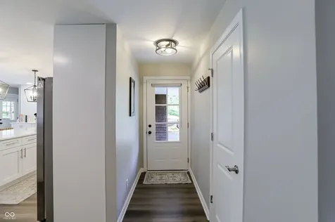 4625 Berkshire Lane Indianapolis IN 46226
