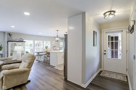 4625 Berkshire Lane Indianapolis IN 46226