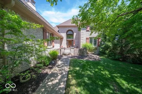 5424 Woodfield Drive N Carmel IN 46033