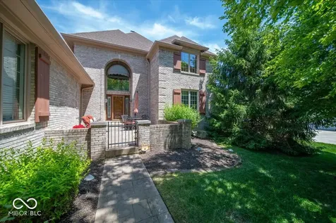 5424 Woodfield Drive N Carmel IN 46033