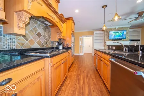 5424 Woodfield Drive N Carmel IN 46033