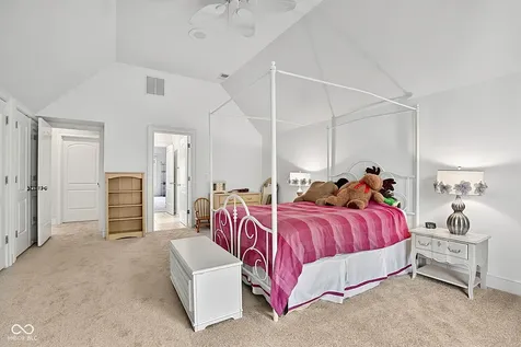 5424 Woodfield Drive N Carmel IN 46033