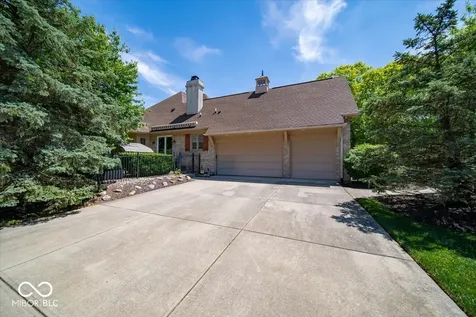 5424 Woodfield Drive N Carmel IN 46033
