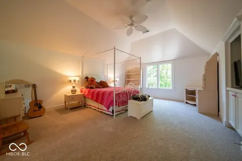 5424 Woodfield Drive N Carmel IN 46033