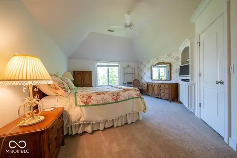 5424 Woodfield Drive N Carmel IN 46033