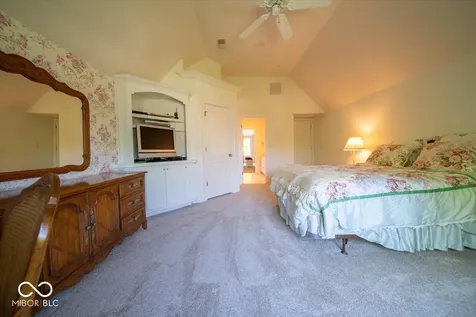 5424 Woodfield Drive N Carmel IN 46033