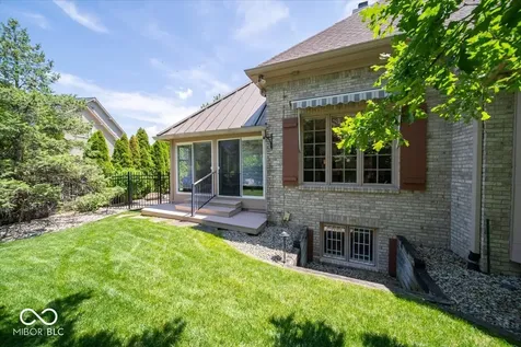 5424 Woodfield Drive N Carmel IN 46033