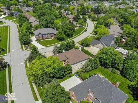 5424 Woodfield Drive N Carmel IN 46033