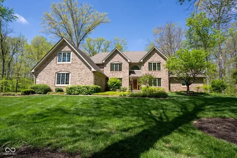 1112 N Dogwood Way Greenfield IN 46140