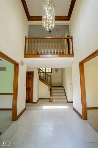 1112 N Dogwood Way Greenfield IN 46140