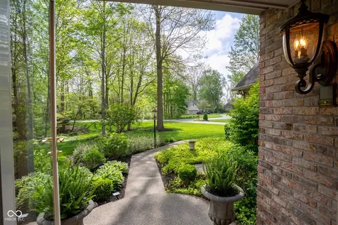 1112 N Dogwood Way Greenfield IN 46140