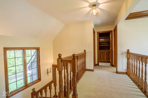 1112 N Dogwood Way Greenfield IN 46140