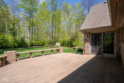 1112 N Dogwood Way Greenfield IN 46140