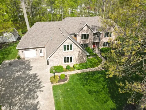 1112 N Dogwood Way Greenfield IN 46140