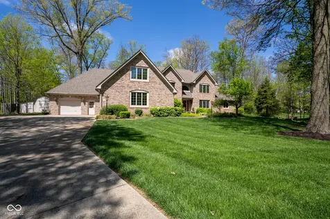 1112 N Dogwood Way Greenfield IN 46140